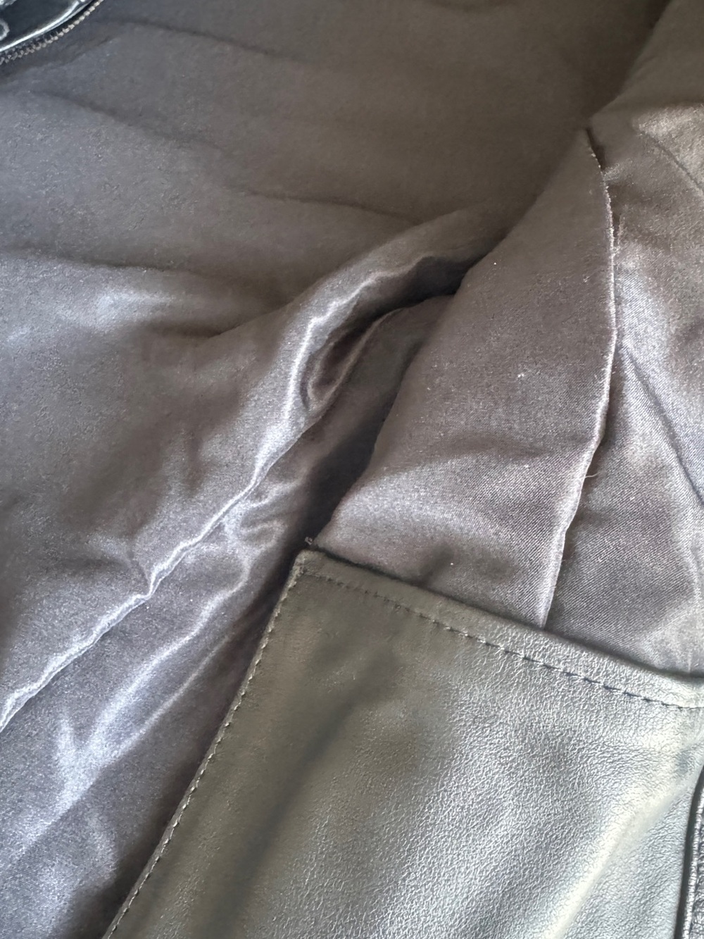 Like NEW 100% REAL Leather Jacket Women Black- Classic Zip From Ecuador - Picture 6 of 6